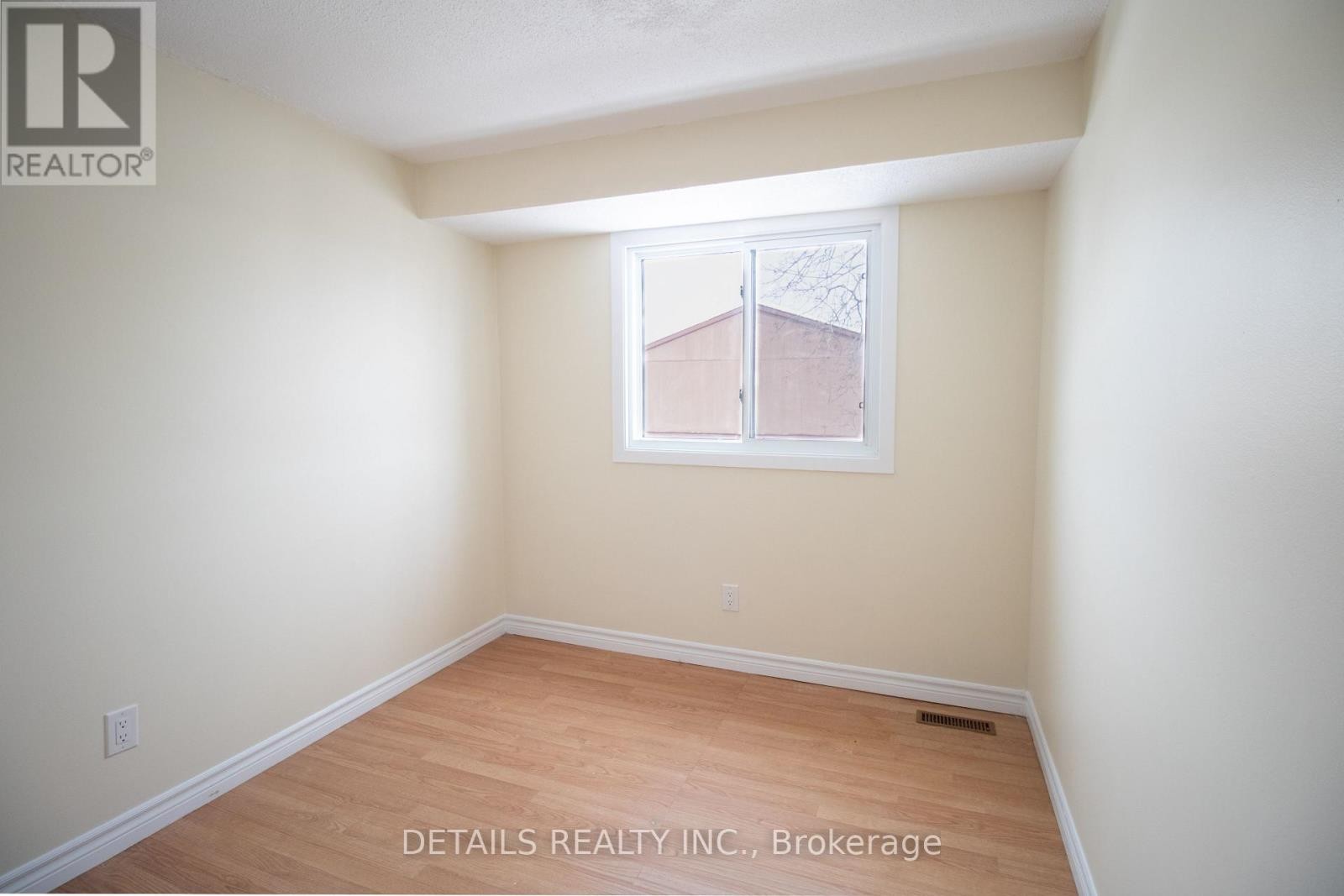 












48 - 1339 BELGATE WAY

,
Ottawa,




Ontario
K1J8P8

