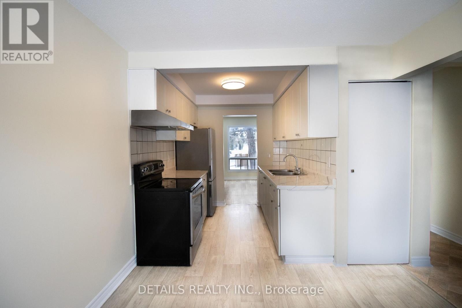 












48 - 1339 BELGATE WAY

,
Ottawa,




Ontario
K1J8P8


