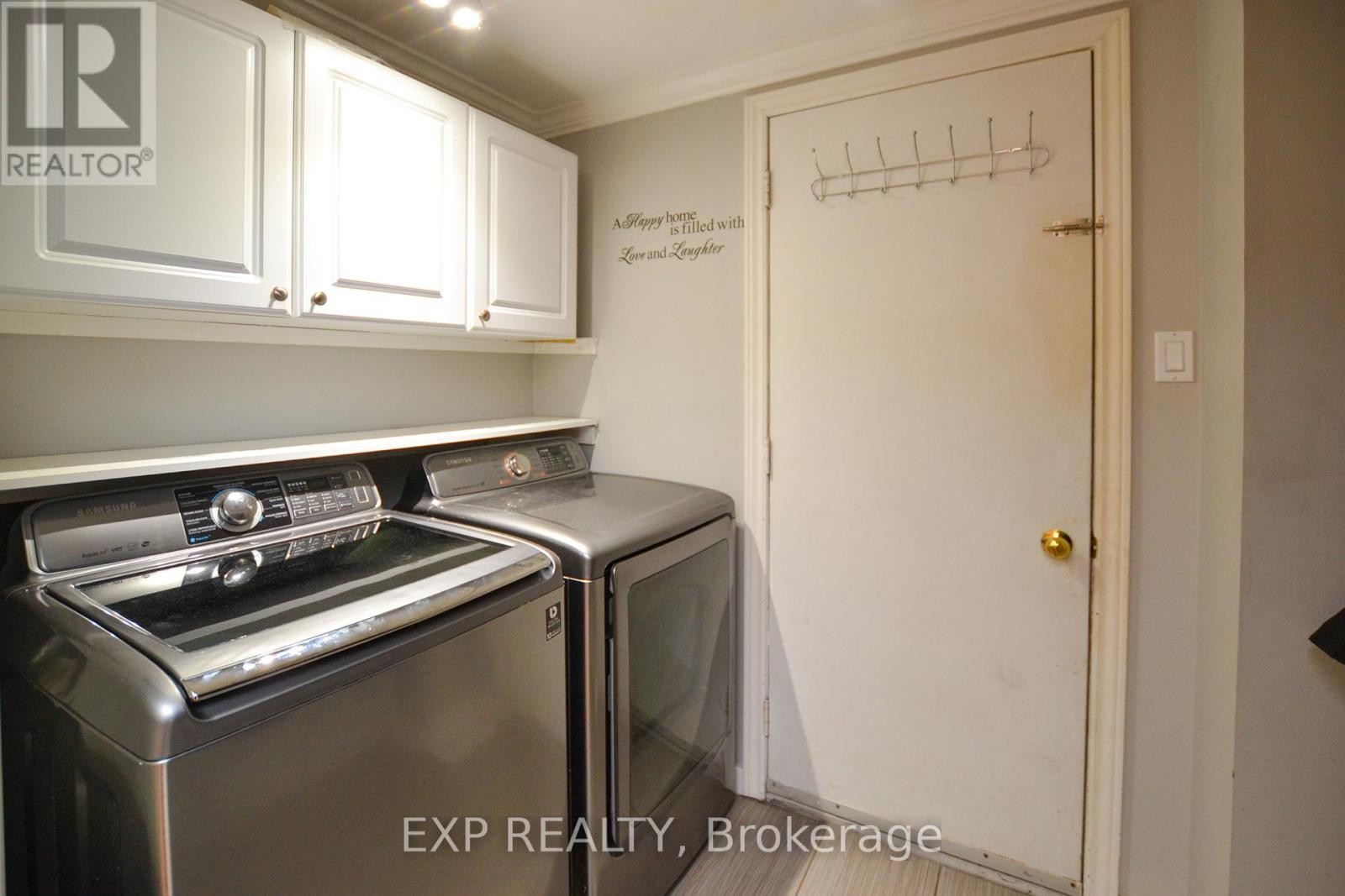 












965 BELVEDERE AVENUE

,
Clarence-Rockland,




Ontario
K4K1H3

