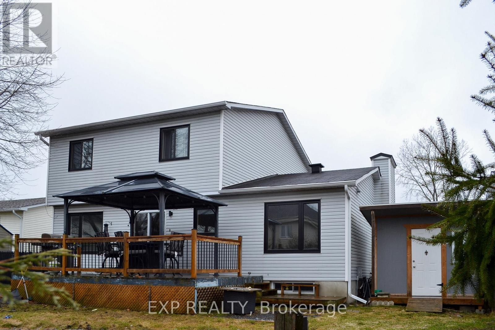 












965 BELVEDERE AVENUE

,
Clarence-Rockland,




Ontario
K4K1H3

