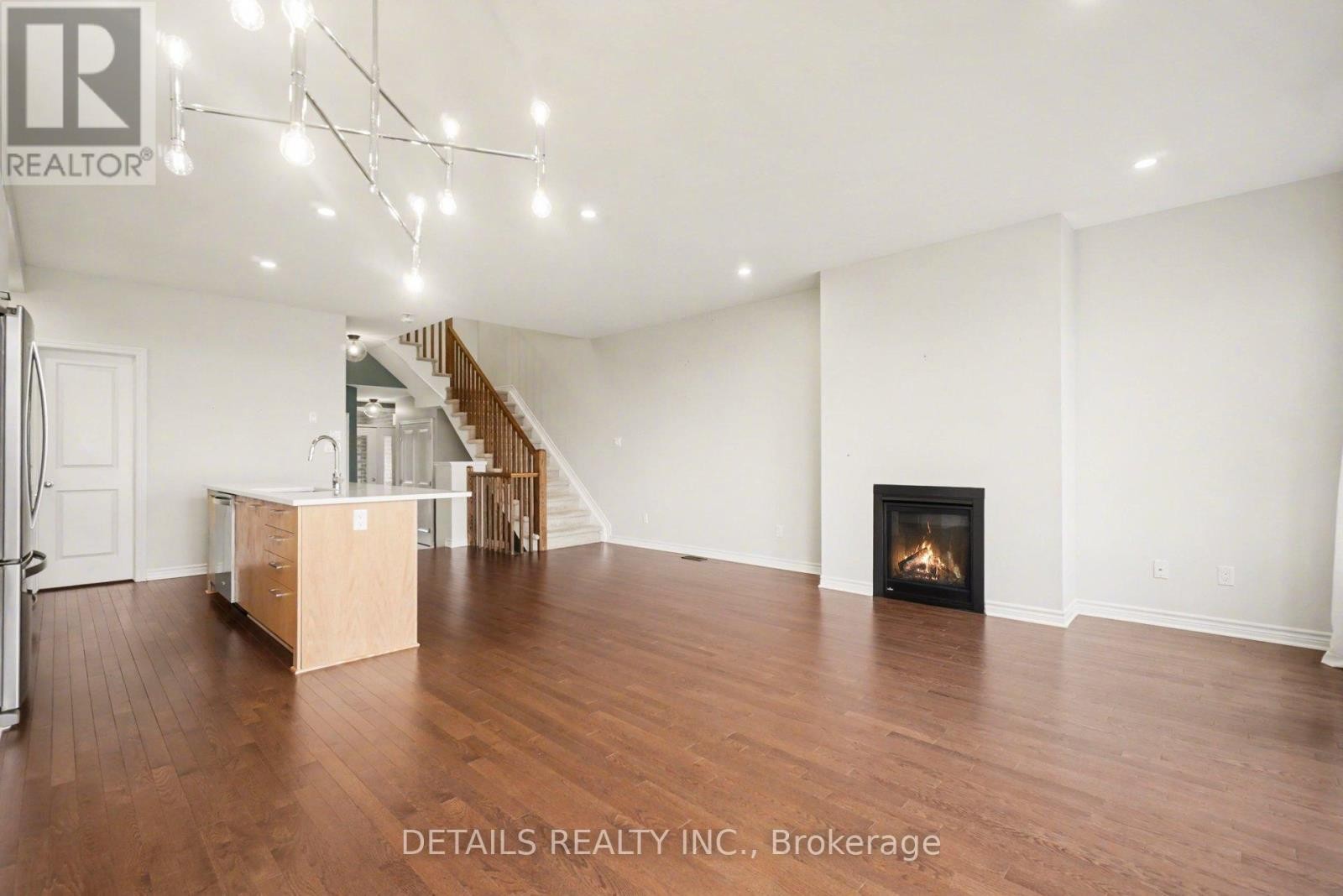 












355 MISHAWASHKODE STREET

,
Ottawa,




Ontario
K4A1E9

