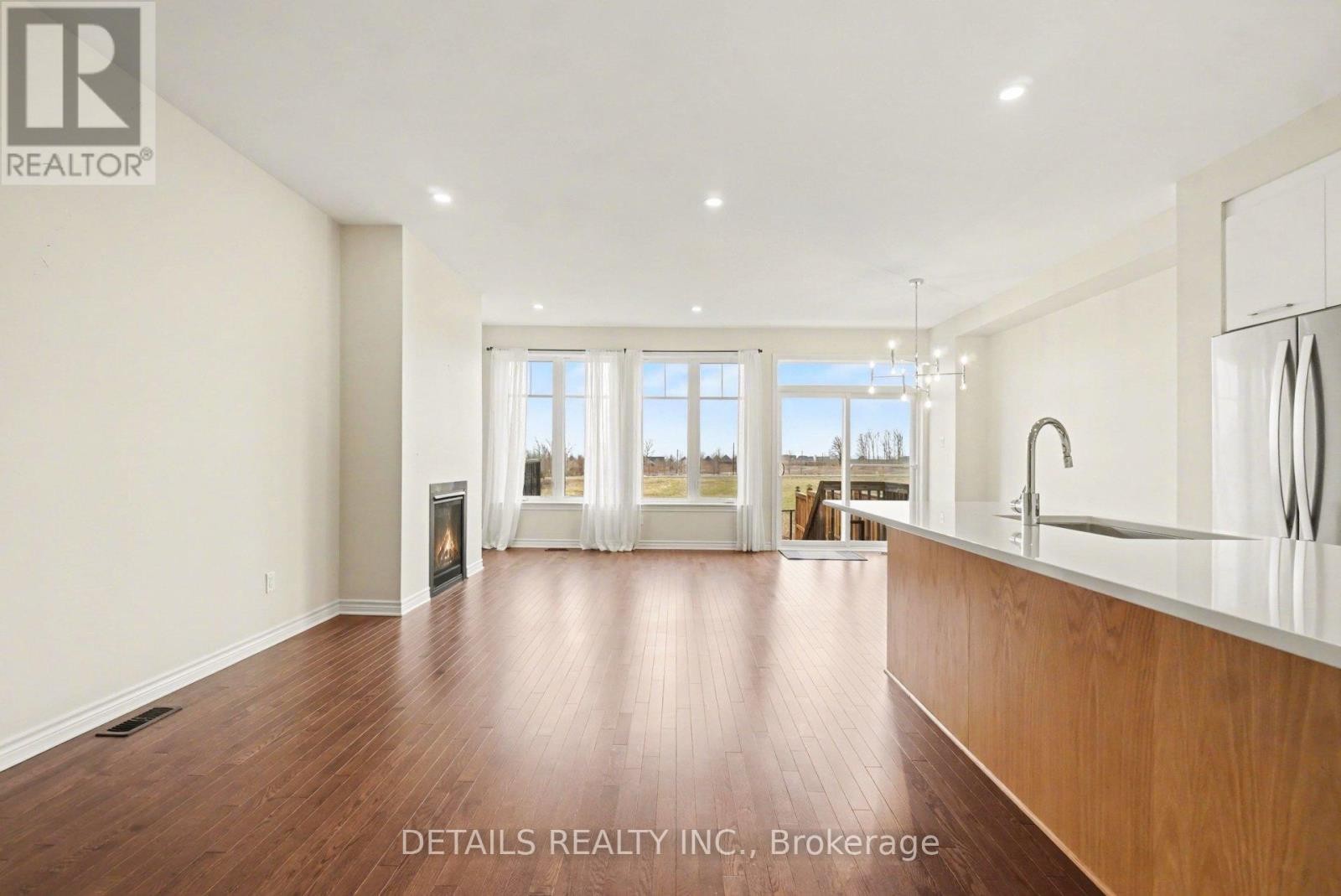 












355 MISHAWASHKODE STREET

,
Ottawa,




Ontario
K4A1E9

