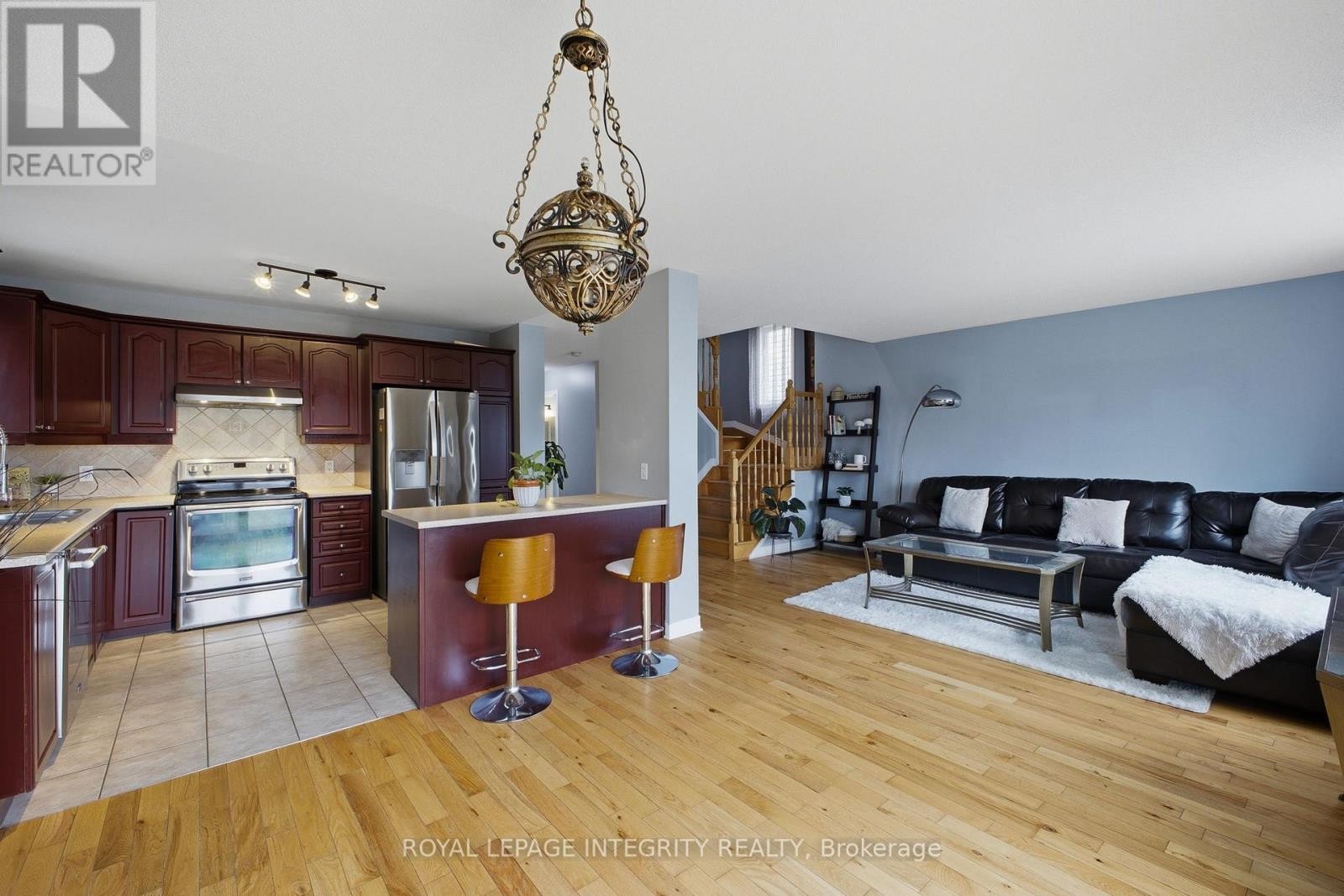 












2195 PATRICIA STREET

,
Clarence-Rockland,




Ontario
K4K1V8

