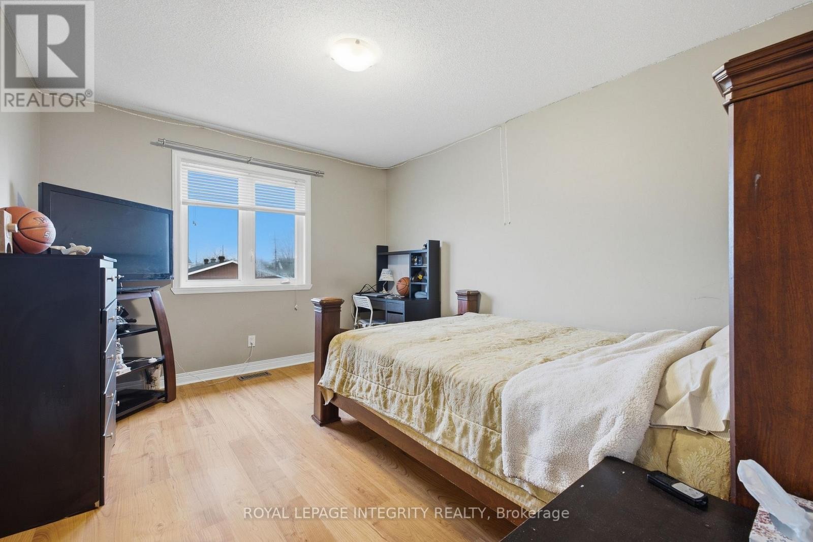 












2195 PATRICIA STREET

,
Clarence-Rockland,




Ontario
K4K1V8

