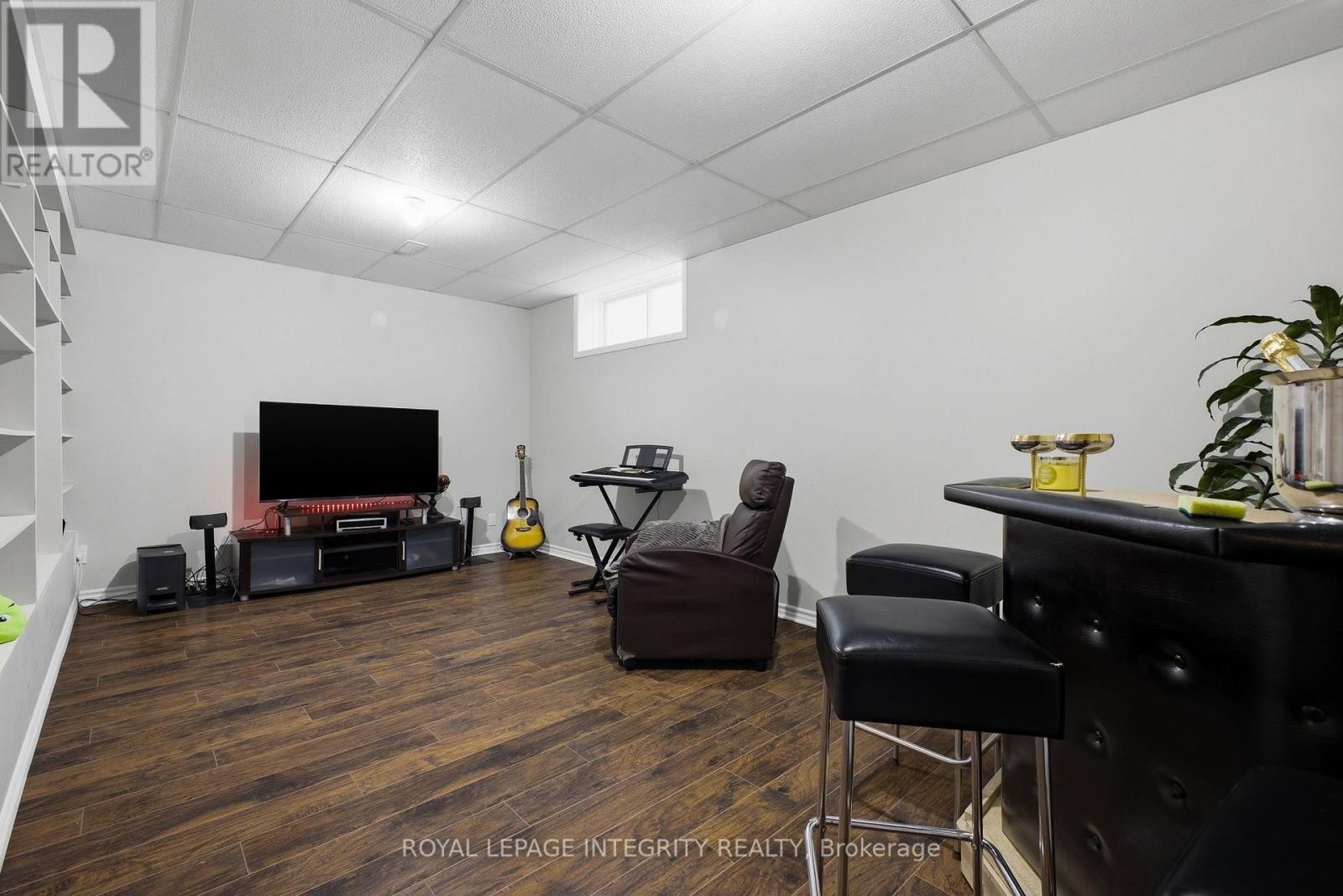 












2195 PATRICIA STREET

,
Clarence-Rockland,




Ontario
K4K1V8


