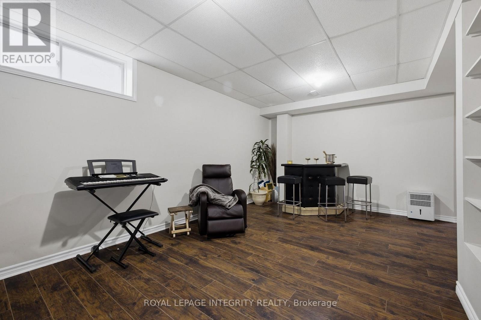 












2195 PATRICIA STREET

,
Clarence-Rockland,




Ontario
K4K1V8

