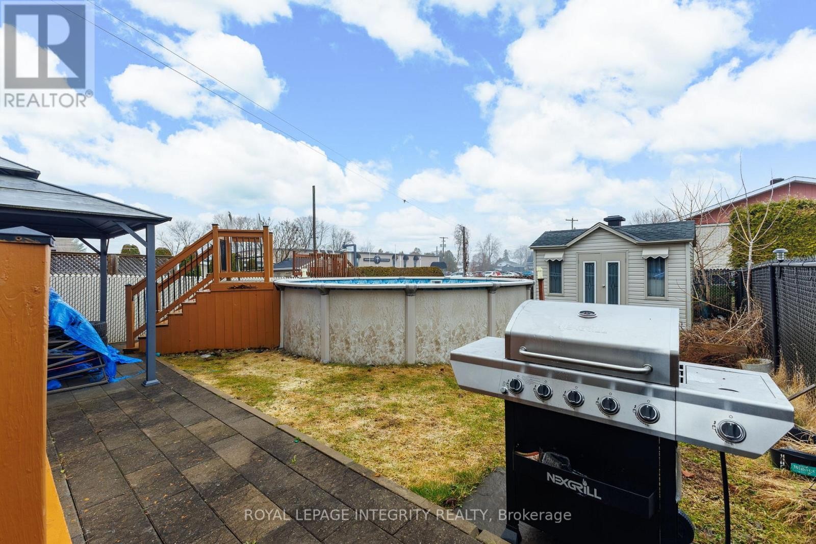 












2195 PATRICIA STREET

,
Clarence-Rockland,




Ontario
K4K1V8

