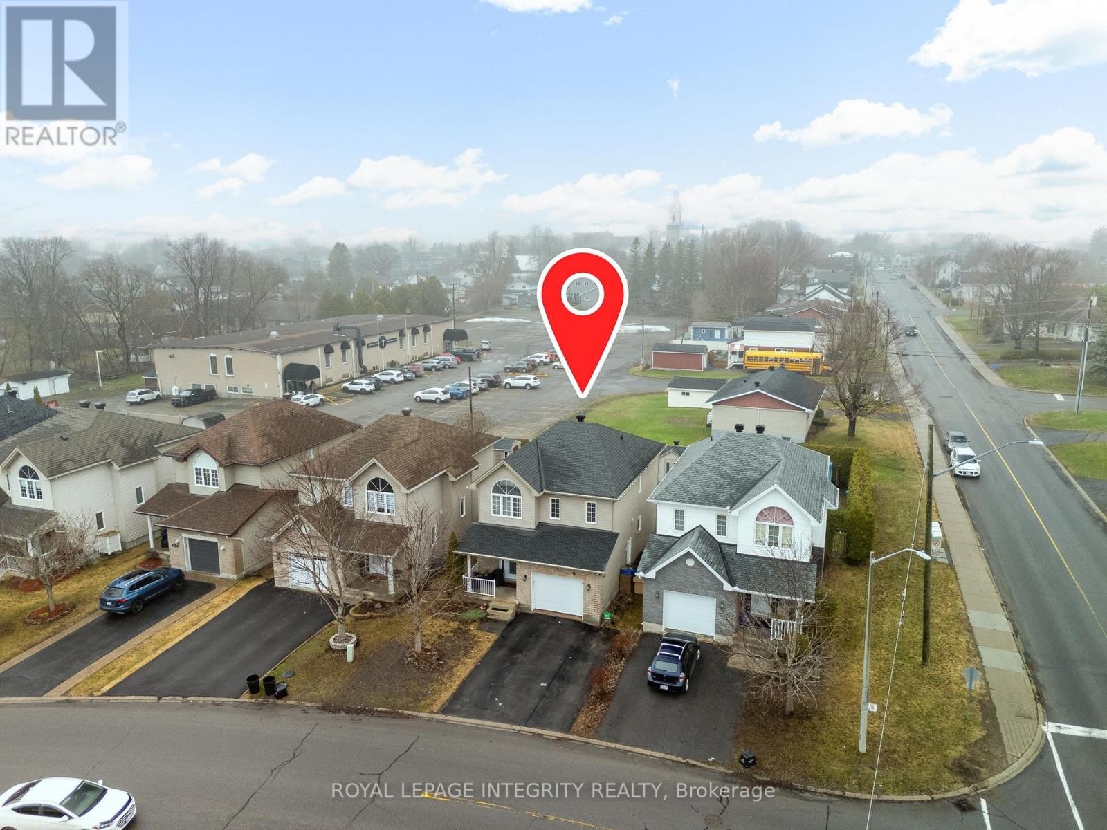 












2195 PATRICIA STREET

,
Clarence-Rockland,




Ontario
K4K1V8

