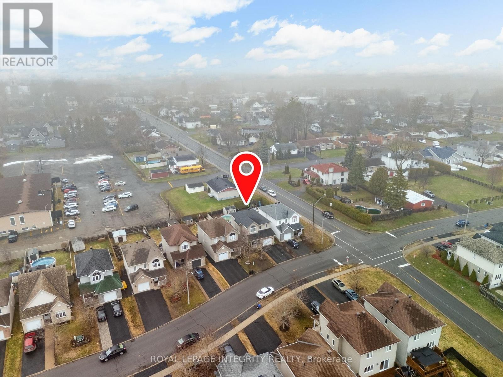 












2195 PATRICIA STREET

,
Clarence-Rockland,




Ontario
K4K1V8

