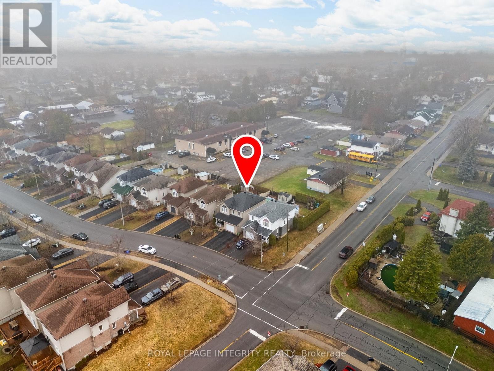 












2195 PATRICIA STREET

,
Clarence-Rockland,




Ontario
K4K1V8

