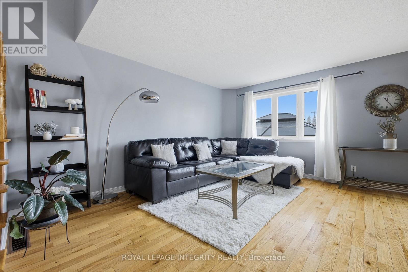 












2195 PATRICIA STREET

,
Clarence-Rockland,




Ontario
K4K1V8

