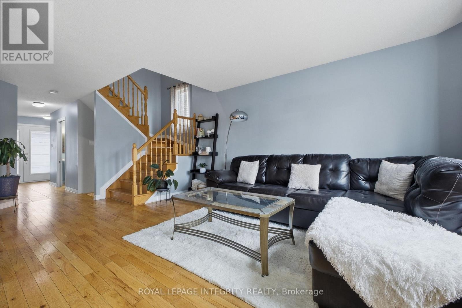 












2195 PATRICIA STREET

,
Clarence-Rockland,




Ontario
K4K1V8


