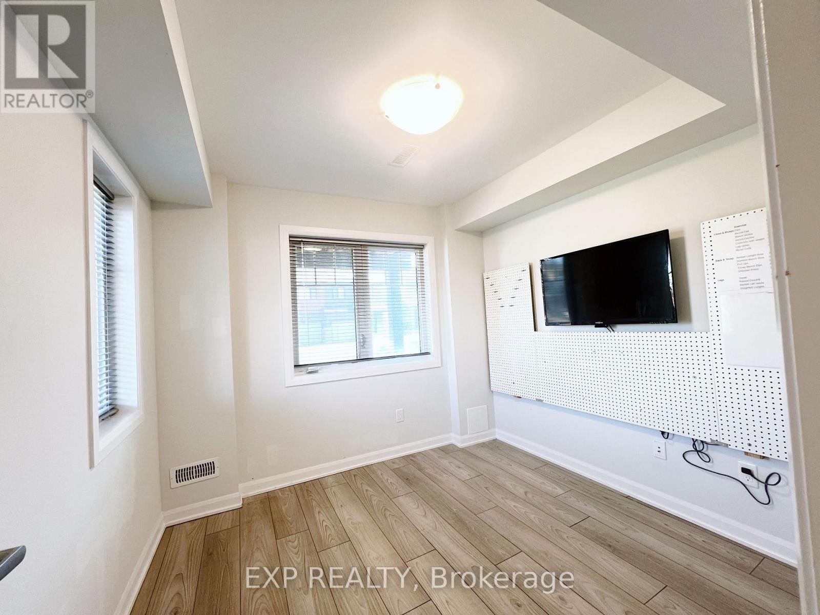 












40 TEELIN CIRCLE

,
Ottawa,




Ontario
K2J6V1

