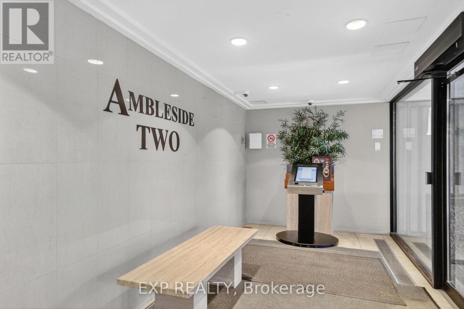 












2009 - 1171 AMBLESIDE DRIVE

,
Ottawa,




Ontario
K2B8E1

