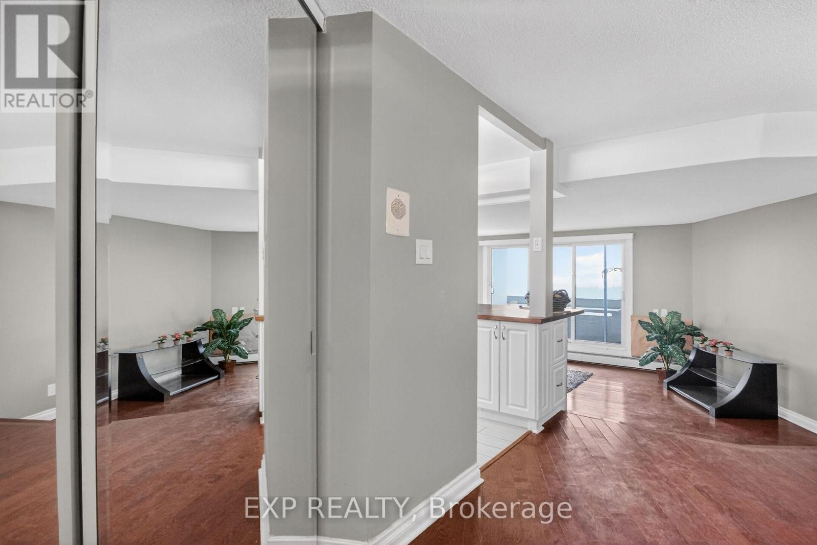 












2009 - 1171 AMBLESIDE DRIVE

,
Ottawa,




Ontario
K2B8E1

