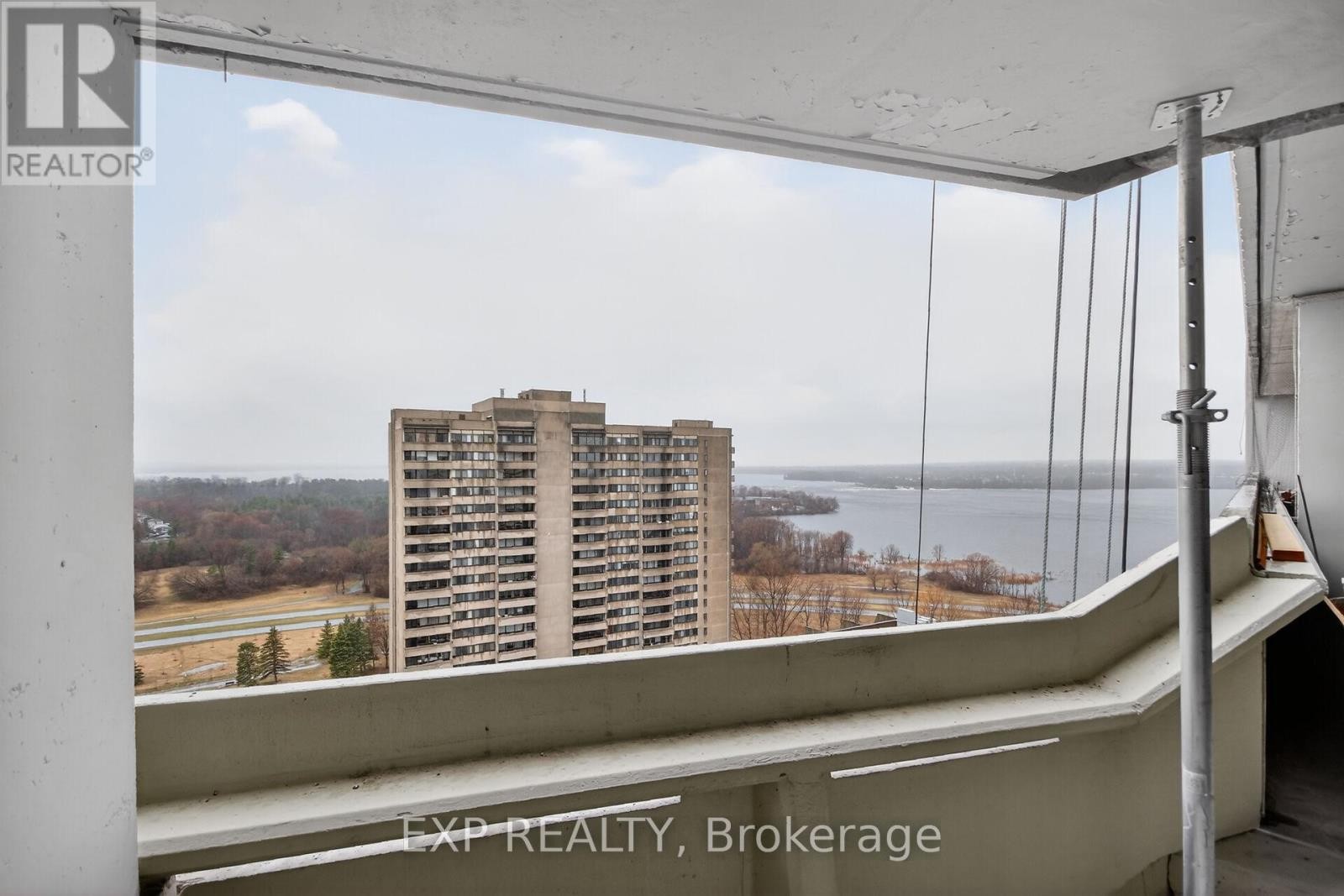 












2009 - 1171 AMBLESIDE DRIVE

,
Ottawa,




Ontario
K2B8E1

