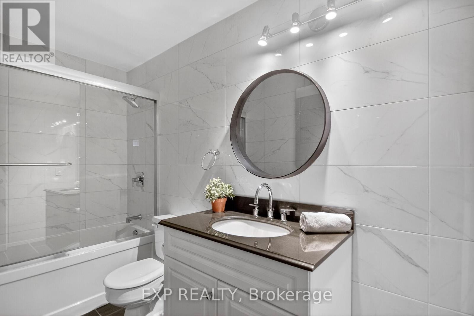 












2009 - 1171 AMBLESIDE DRIVE

,
Ottawa,




Ontario
K2B8E1

