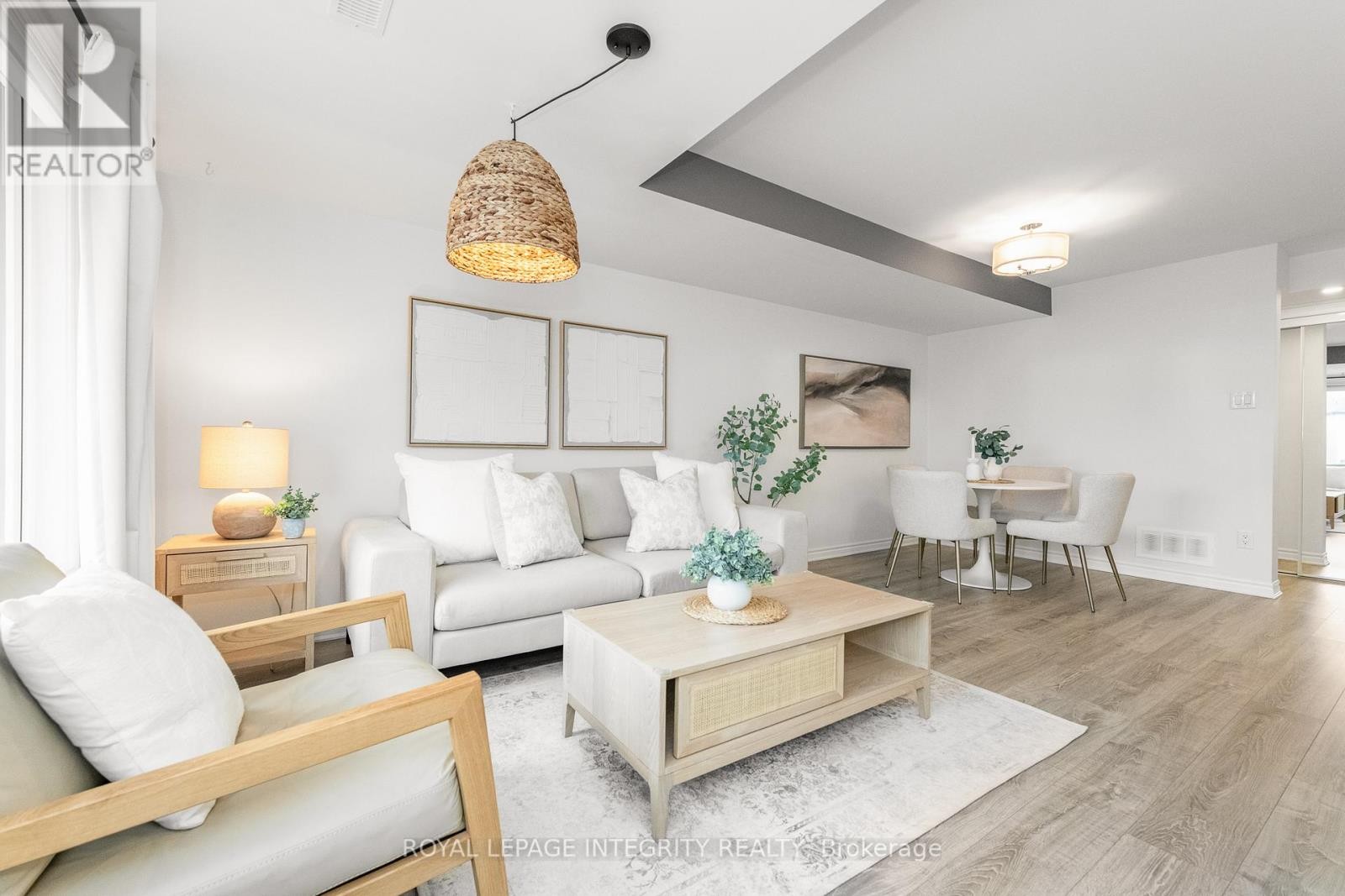 












138 - 541 TAKAMOSE PRIVATE

,
Ottawa,




Ontario
K1K5A5

