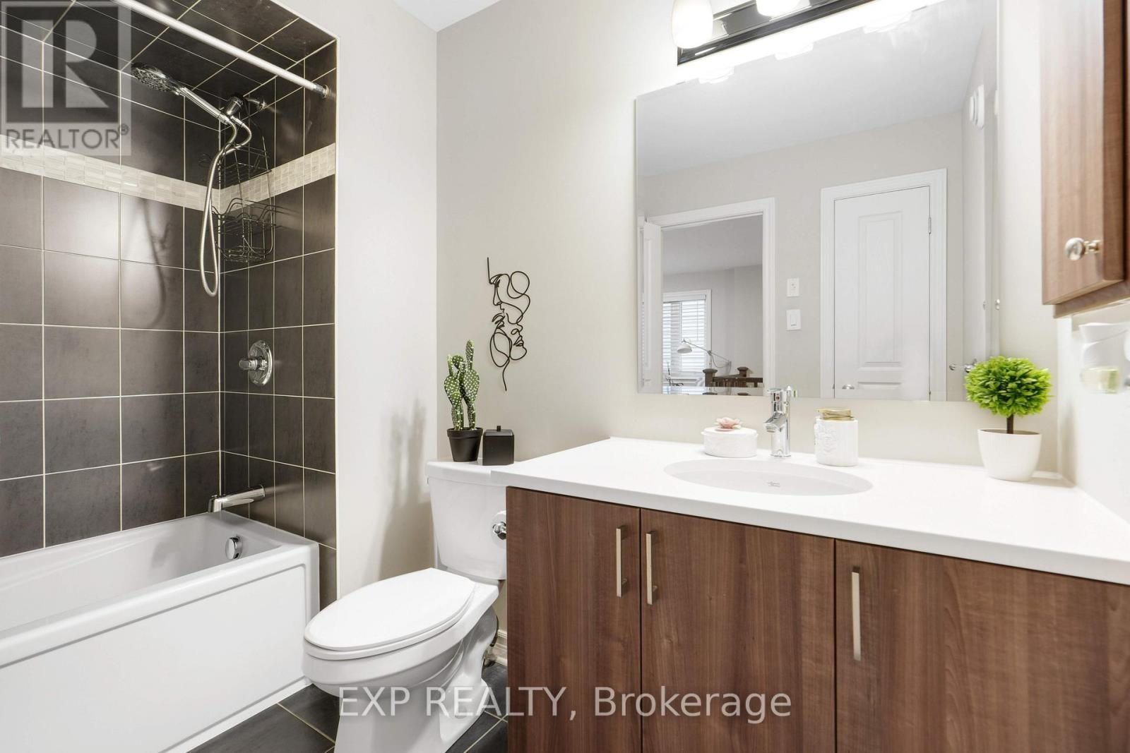 












529 STARGAZER CRESCENT

,
Ottawa,




Ontario
K4M0H2

