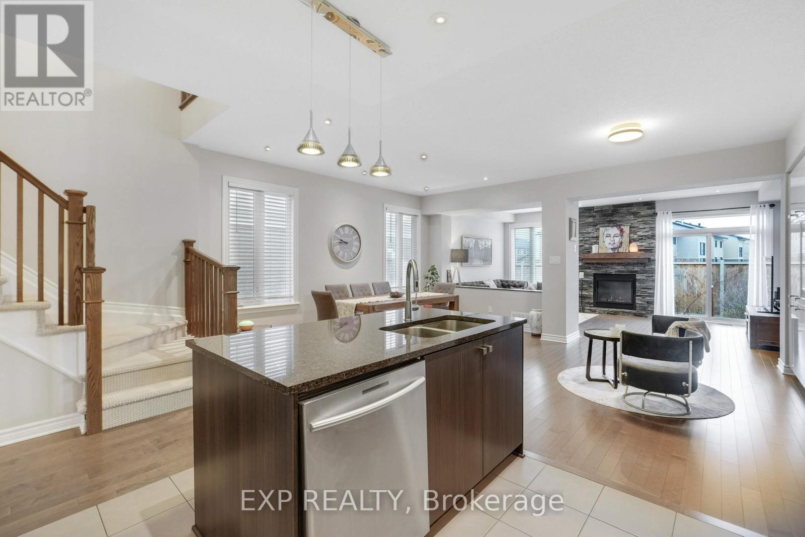 












529 STARGAZER CRESCENT

,
Ottawa,




Ontario
K4M0H2

