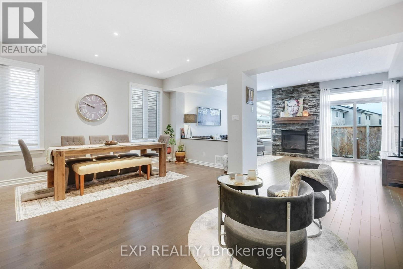 












529 STARGAZER CRESCENT

,
Ottawa,




Ontario
K4M0H2

