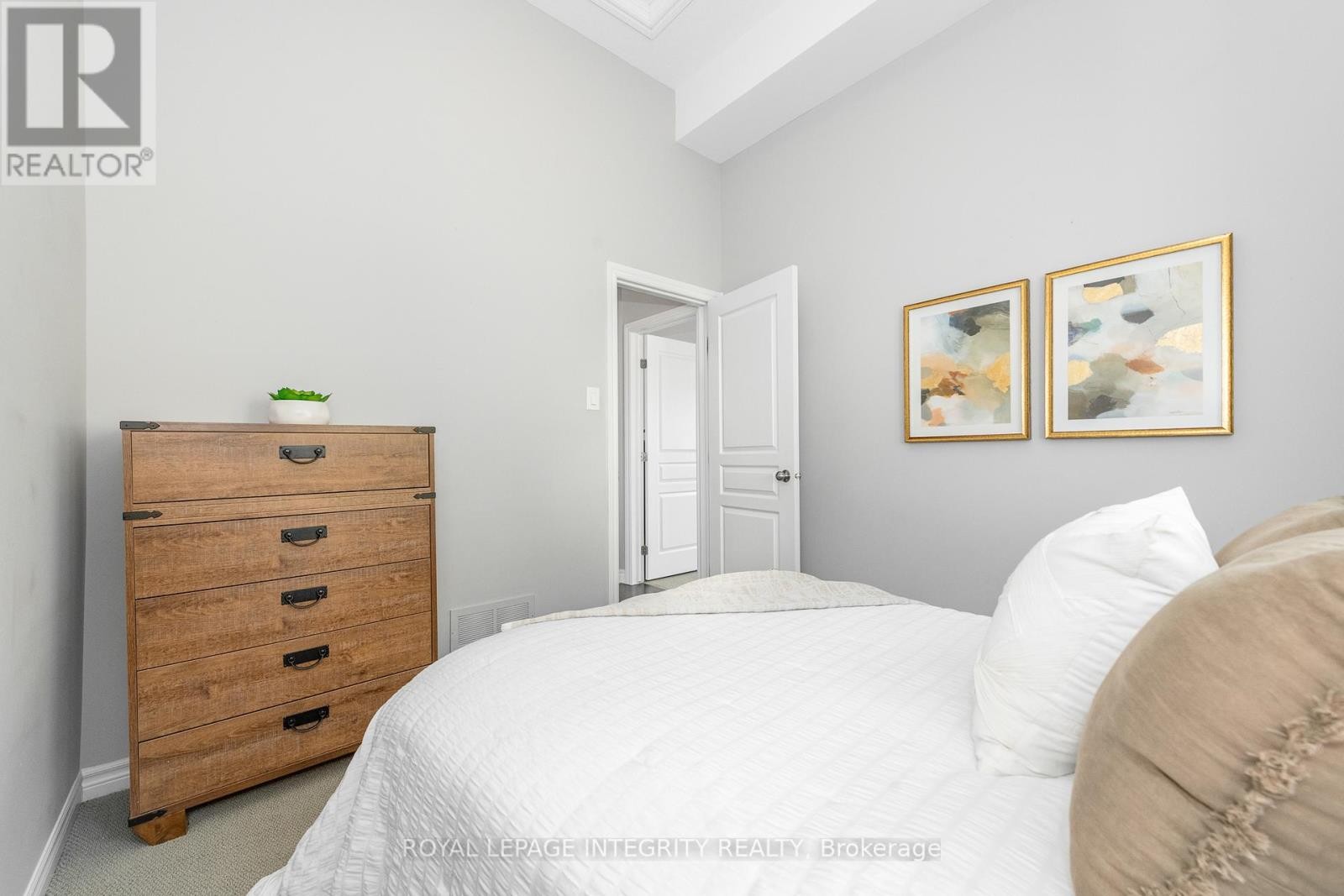 












49 - 113 POPLIN STREET

,
Ottawa,




Ontario
K4M0G7

