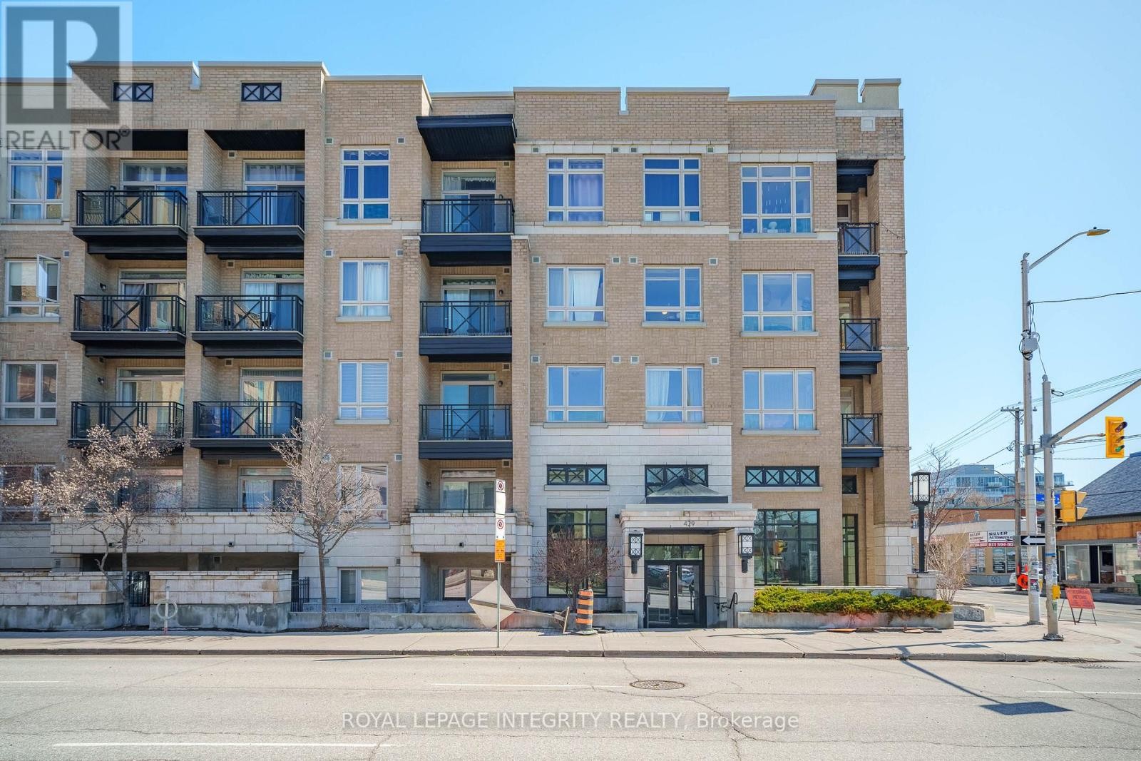 












320 - 429 KENT STREET

,
Ottawa,




Ontario
K2P1B5

