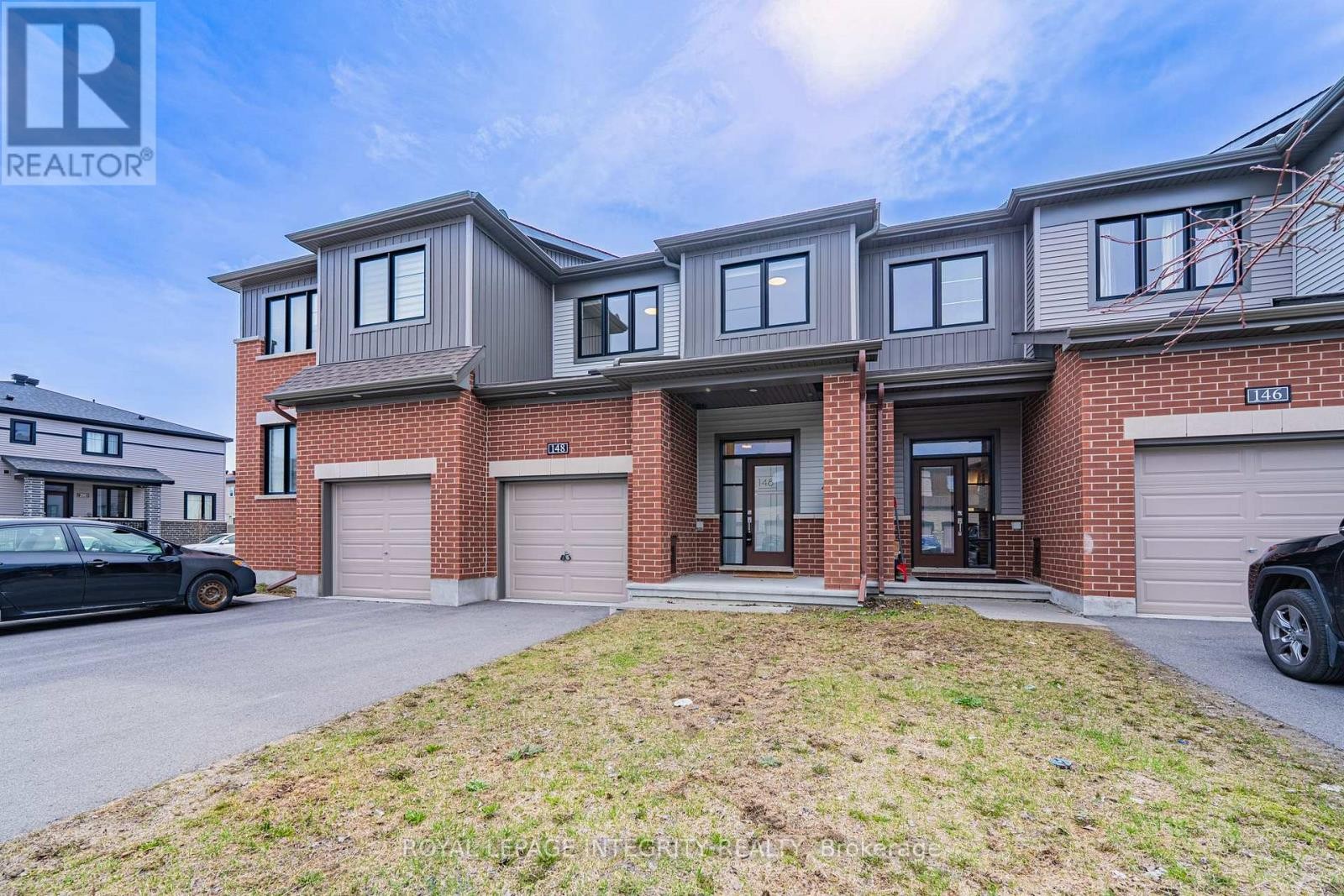 












148 NAMASTE WALK

,
Ottawa,




Ontario
K2J6Z4

