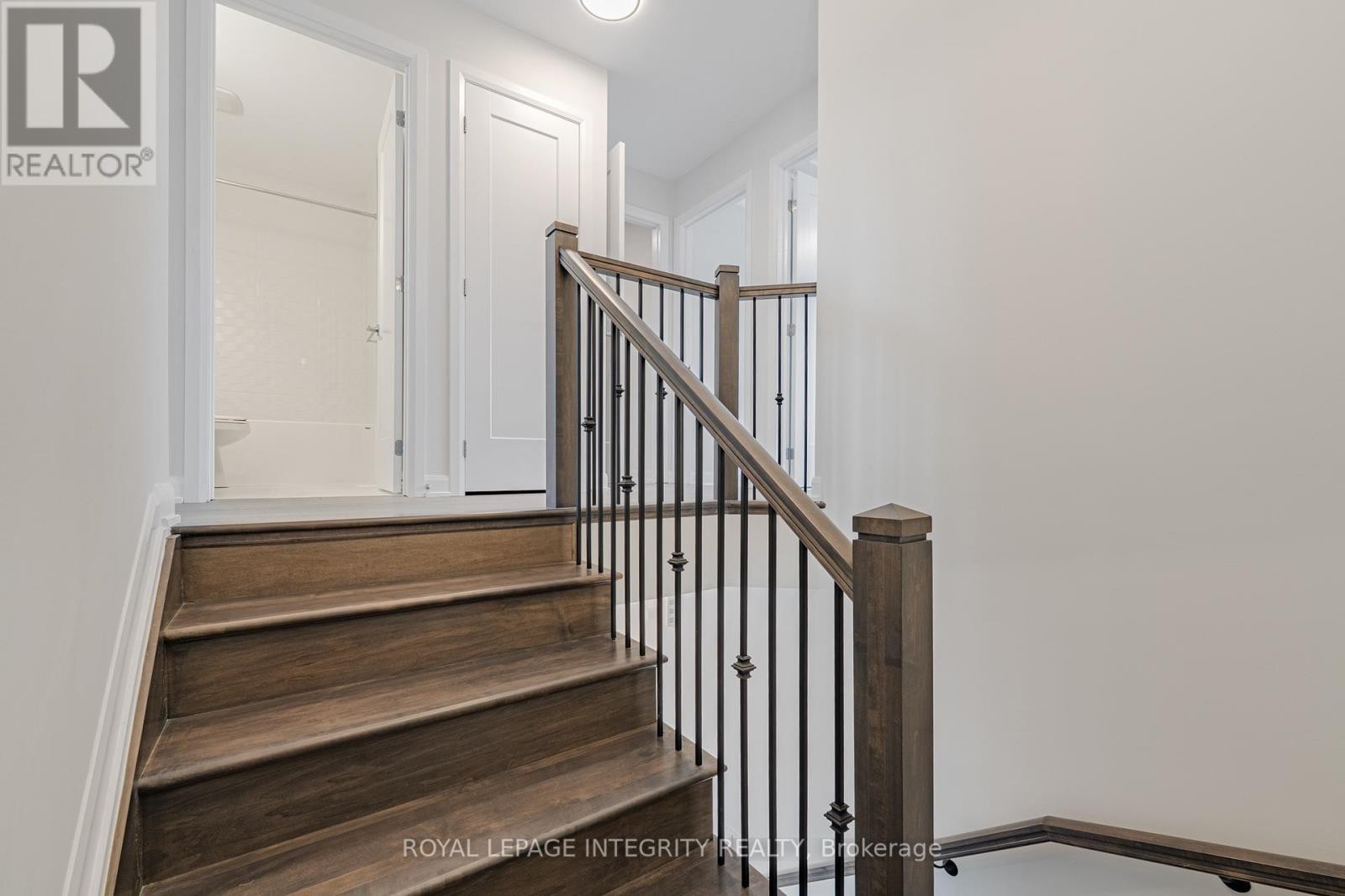 












148 NAMASTE WALK

,
Ottawa,




Ontario
K2J6Z4

