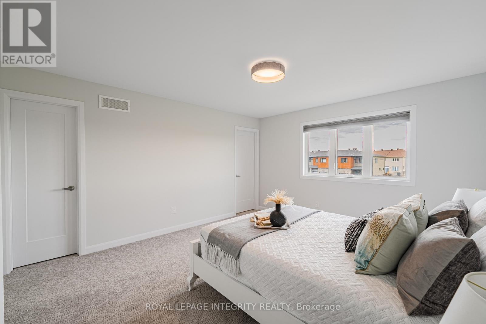 












148 NAMASTE WALK

,
Ottawa,




Ontario
K2J6Z4

