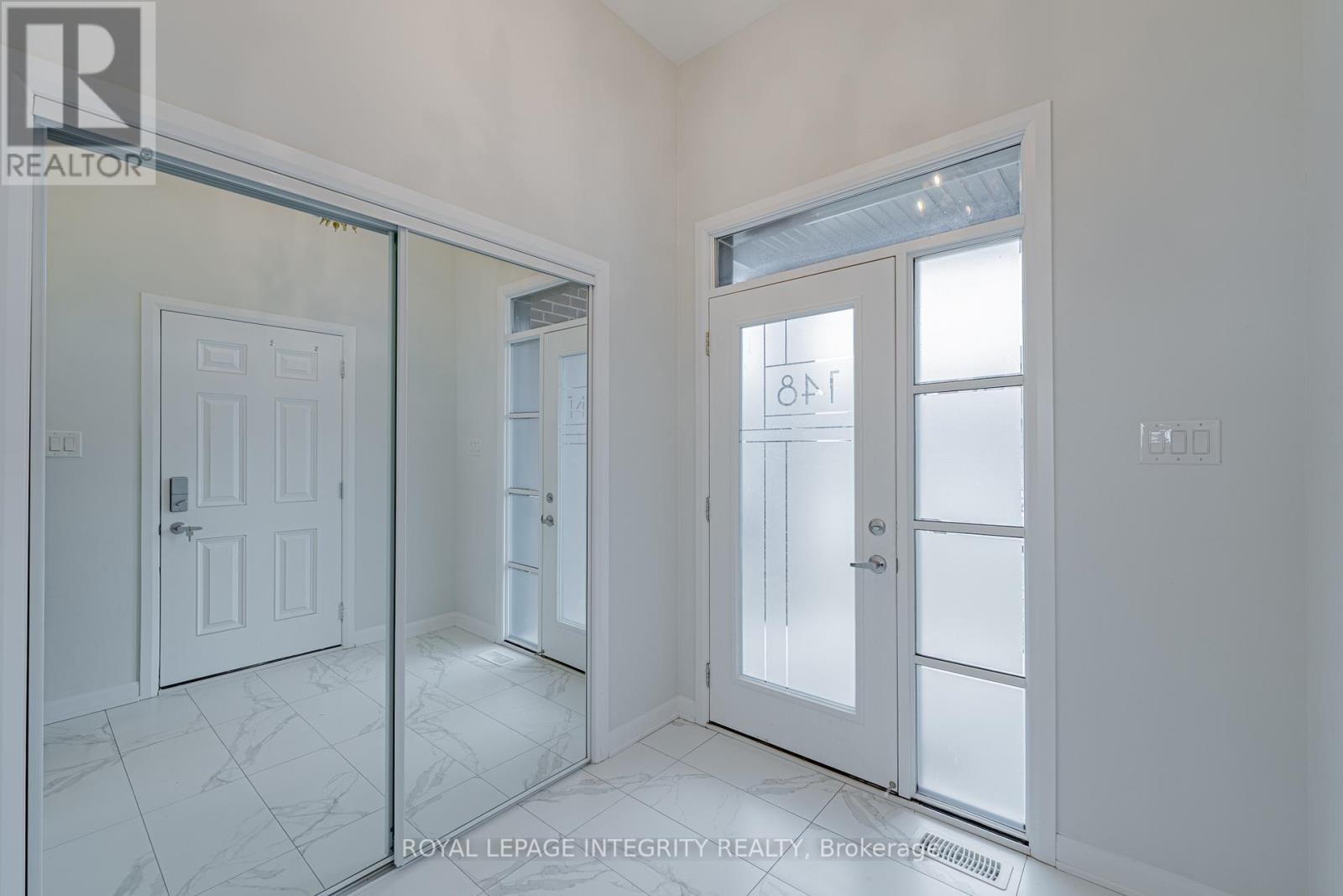 












148 NAMASTE WALK

,
Ottawa,




Ontario
K2J6Z4

