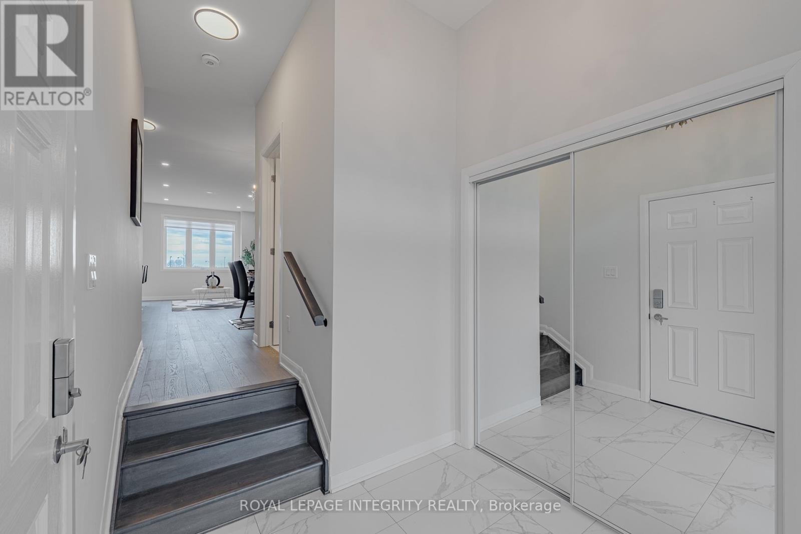 












148 NAMASTE WALK

,
Ottawa,




Ontario
K2J6Z4

