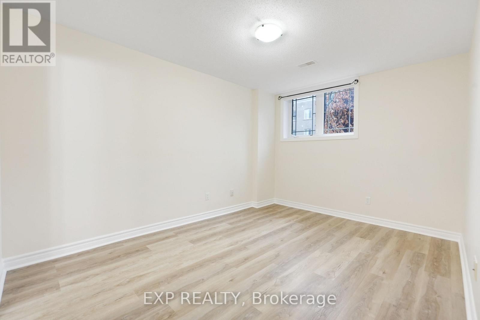 












201 - 201 PASEO PRIVATE

,
Ottawa,




Ontario
K2G4N5

