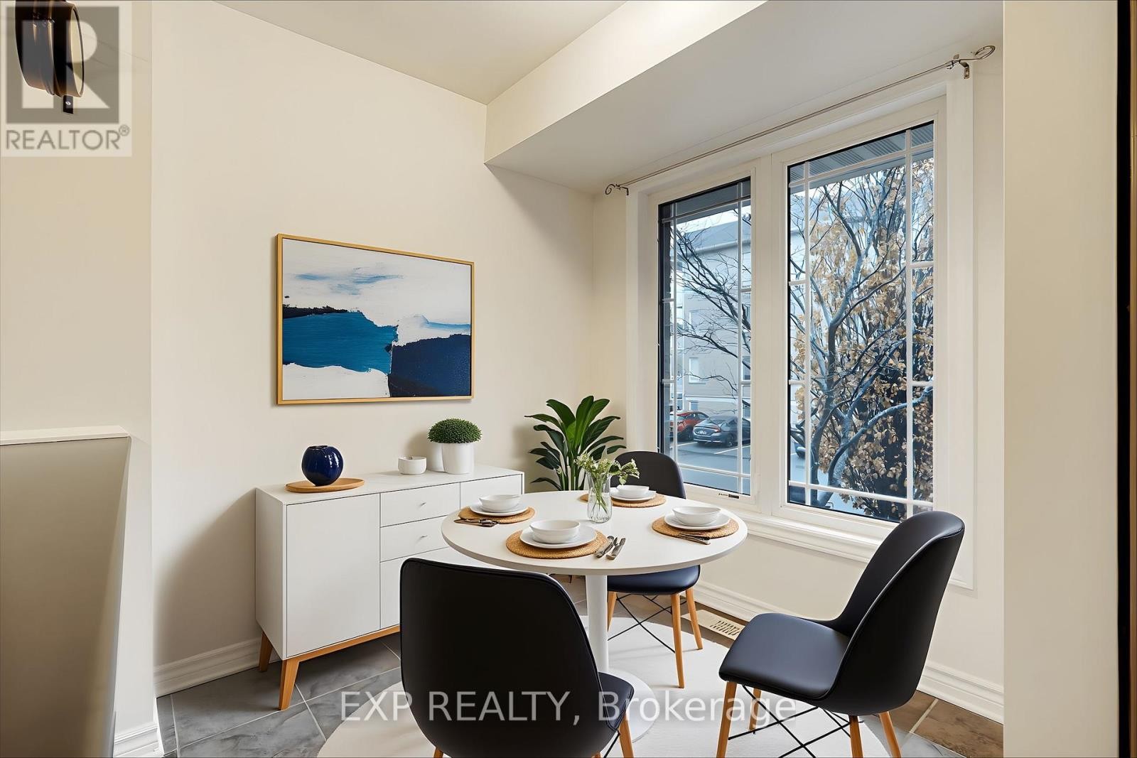 












201 - 201 PASEO PRIVATE

,
Ottawa,




Ontario
K2G4N5

