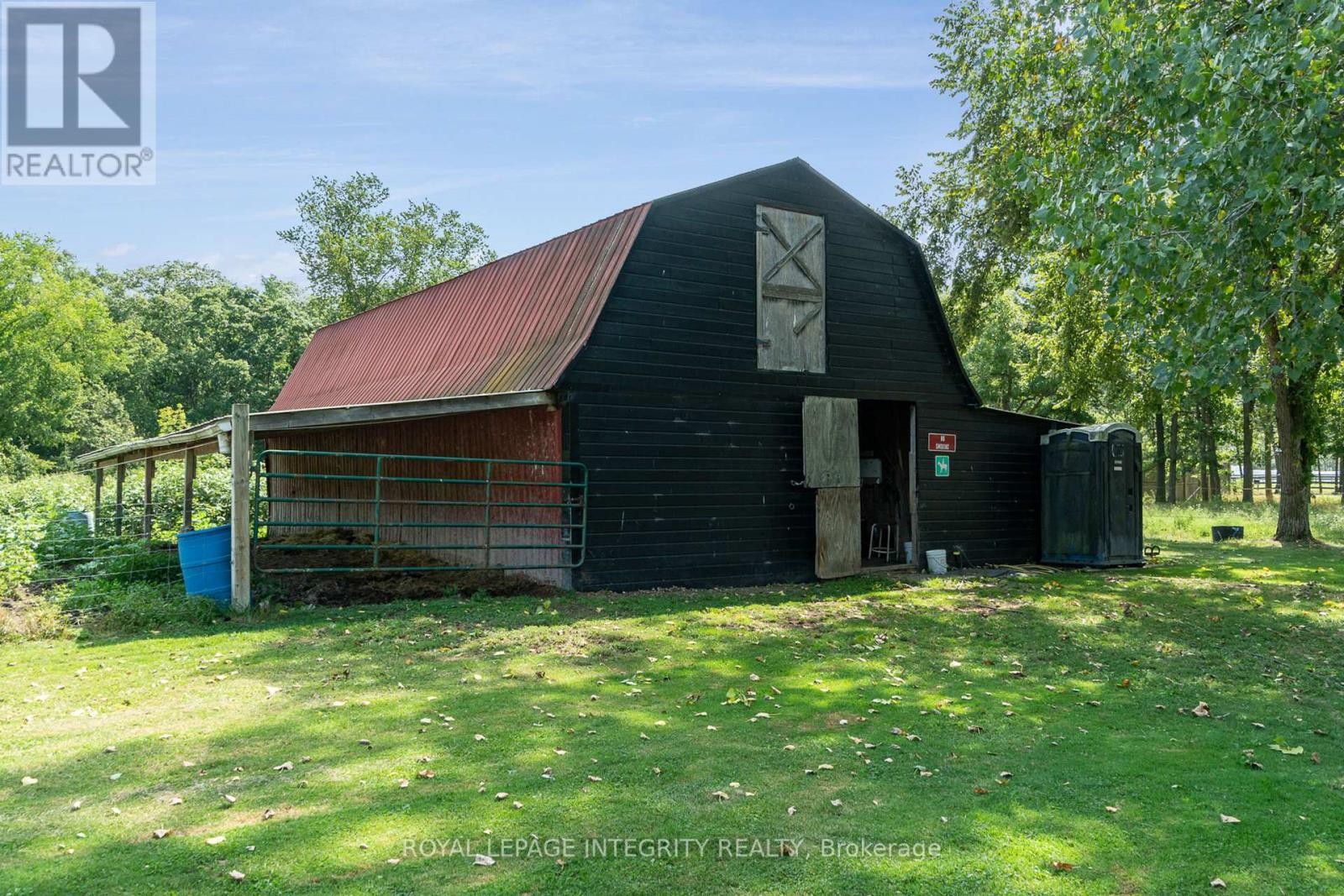 












5801 BOSSERT ROAD

,
Niagara Falls (Lyons Creek),




Ontario
L2E6S6

