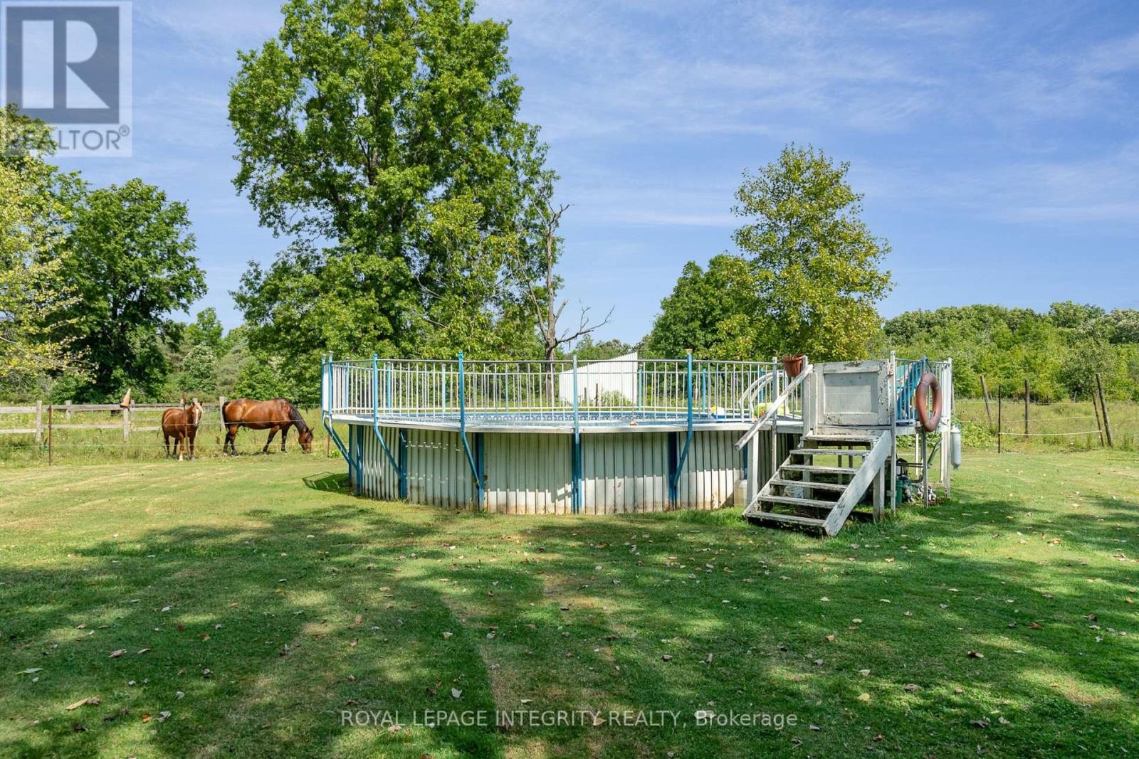 












5801 BOSSERT ROAD

,
Niagara Falls (Lyons Creek),




Ontario
L2E6S6

