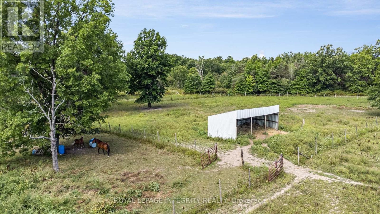 












5801 BOSSERT ROAD

,
Niagara Falls (Lyons Creek),




Ontario
L2E6S6

