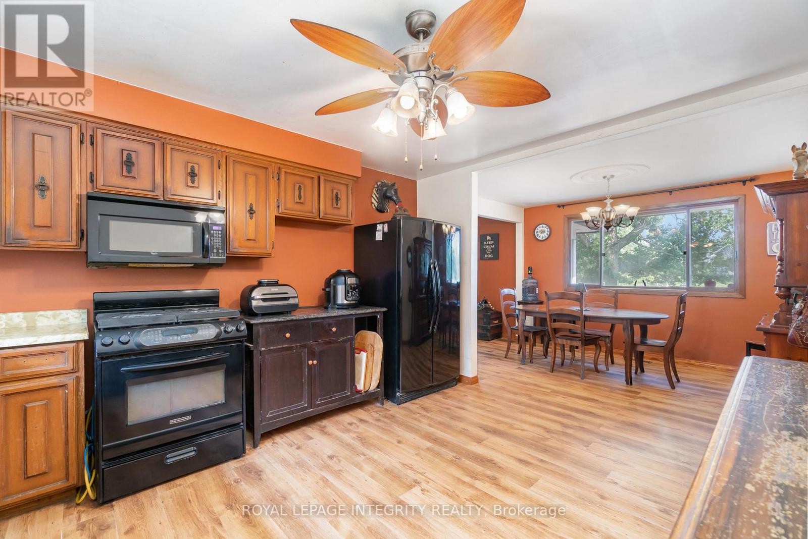 












5801 BOSSERT ROAD

,
Niagara Falls (Lyons Creek),




Ontario
L2E6S6

