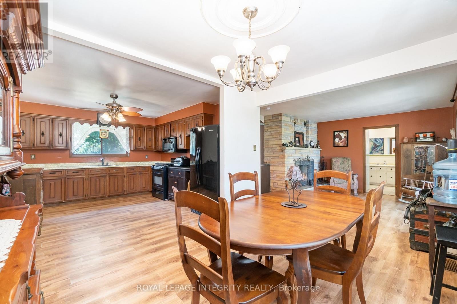 












5801 BOSSERT ROAD

,
Niagara Falls (Lyons Creek),




Ontario
L2E6S6

