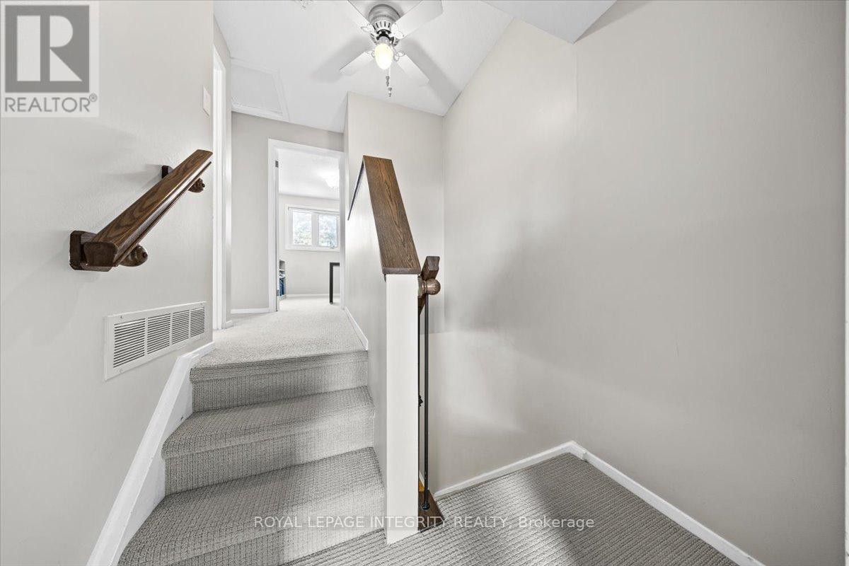 












C - 1771 LAMOUREUX DRIVE

,
Ottawa,




Ontario
K1E2N5

