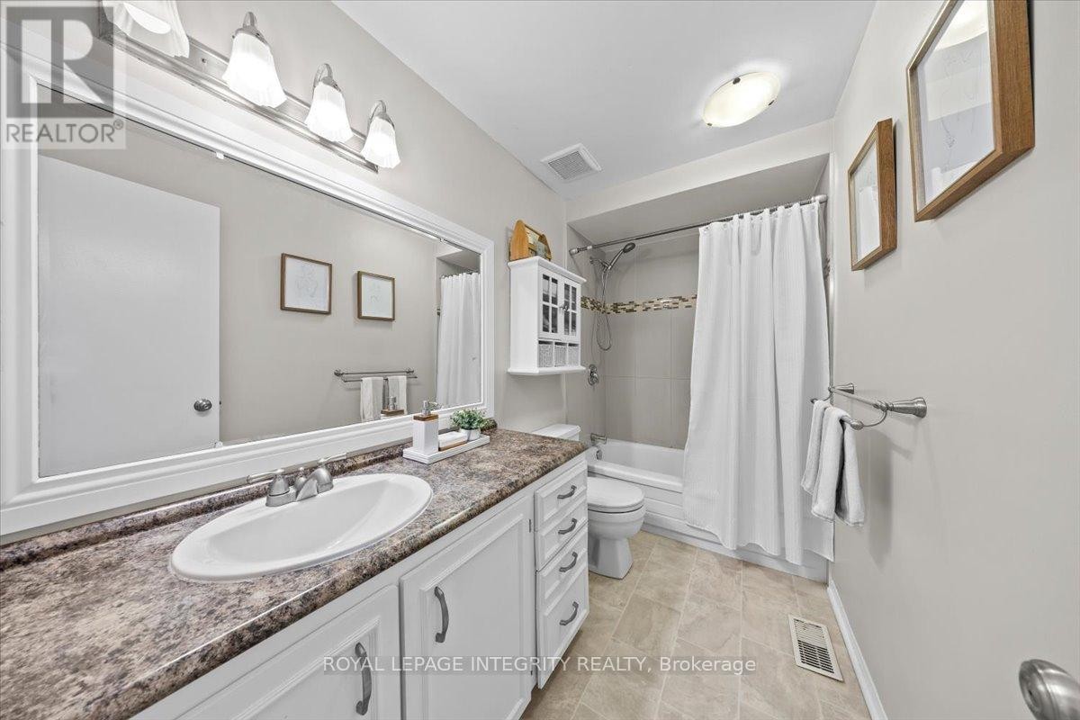 












C - 1771 LAMOUREUX DRIVE

,
Ottawa,




Ontario
K1E2N5

