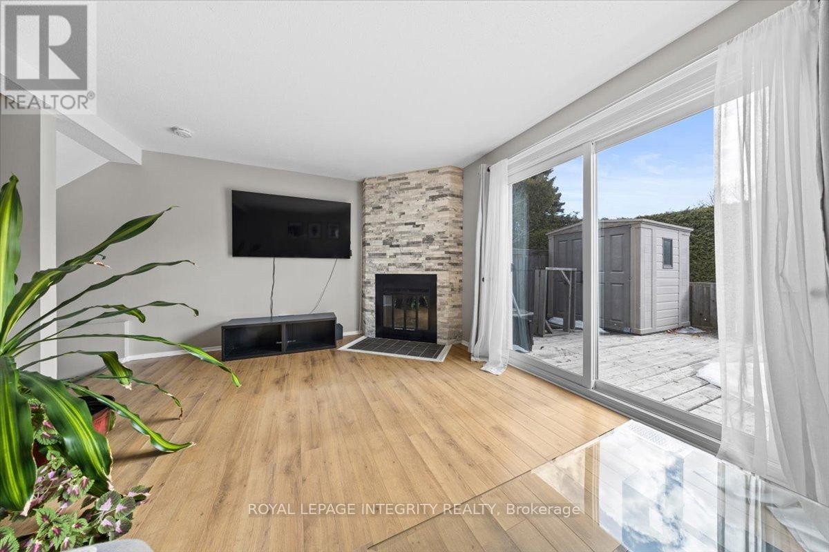 












C - 1771 LAMOUREUX DRIVE

,
Ottawa,




Ontario
K1E2N5

