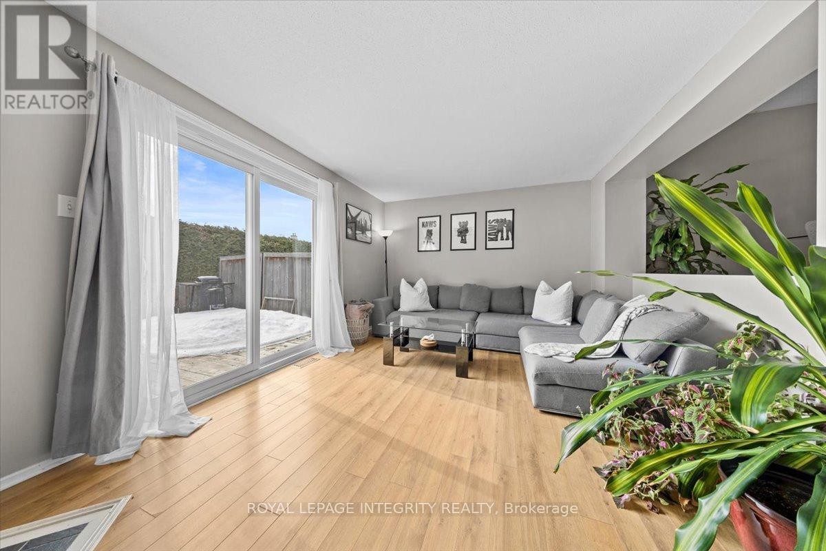 












C - 1771 LAMOUREUX DRIVE

,
Ottawa,




Ontario
K1E2N5

