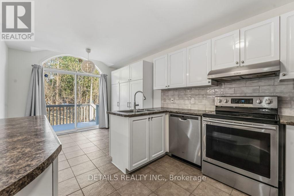 












8 WIMBLEDON WAY

,
Ottawa,




Ontario
K2K3J2

