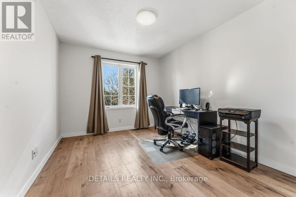 












8 WIMBLEDON WAY

,
Ottawa,




Ontario
K2K3J2

