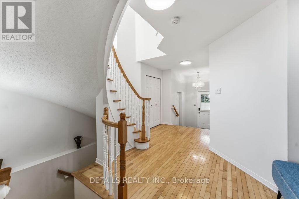 












8 WIMBLEDON WAY

,
Ottawa,




Ontario
K2K3J2

