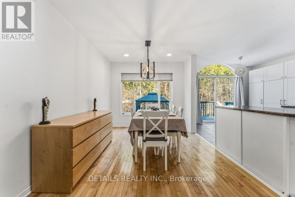 












8 WIMBLEDON WAY

,
Ottawa,




Ontario
K2K3J2

