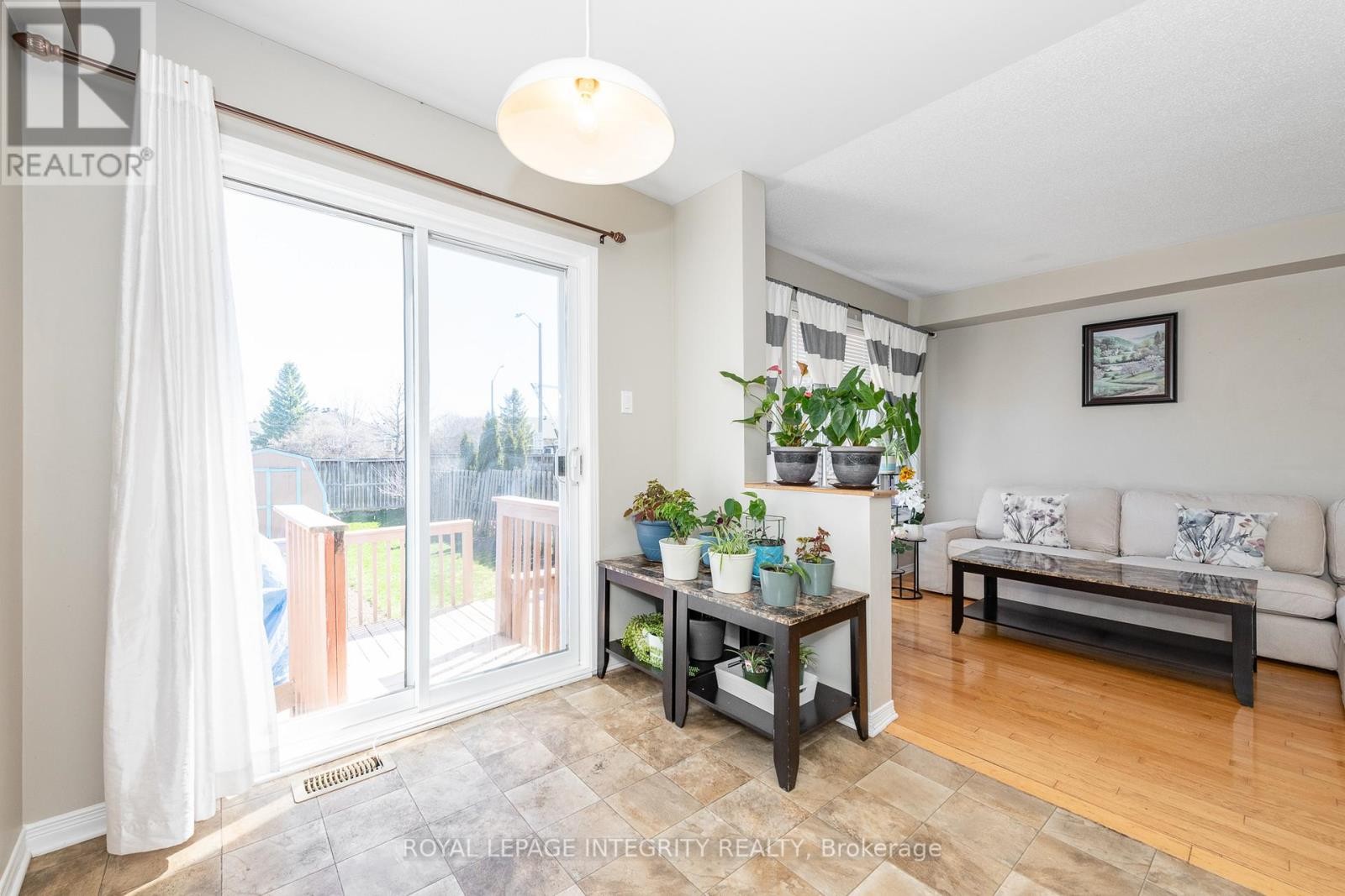 












915 SCHOONER CRESCENT

,
Ottawa,




Ontario
K1V1Y3

