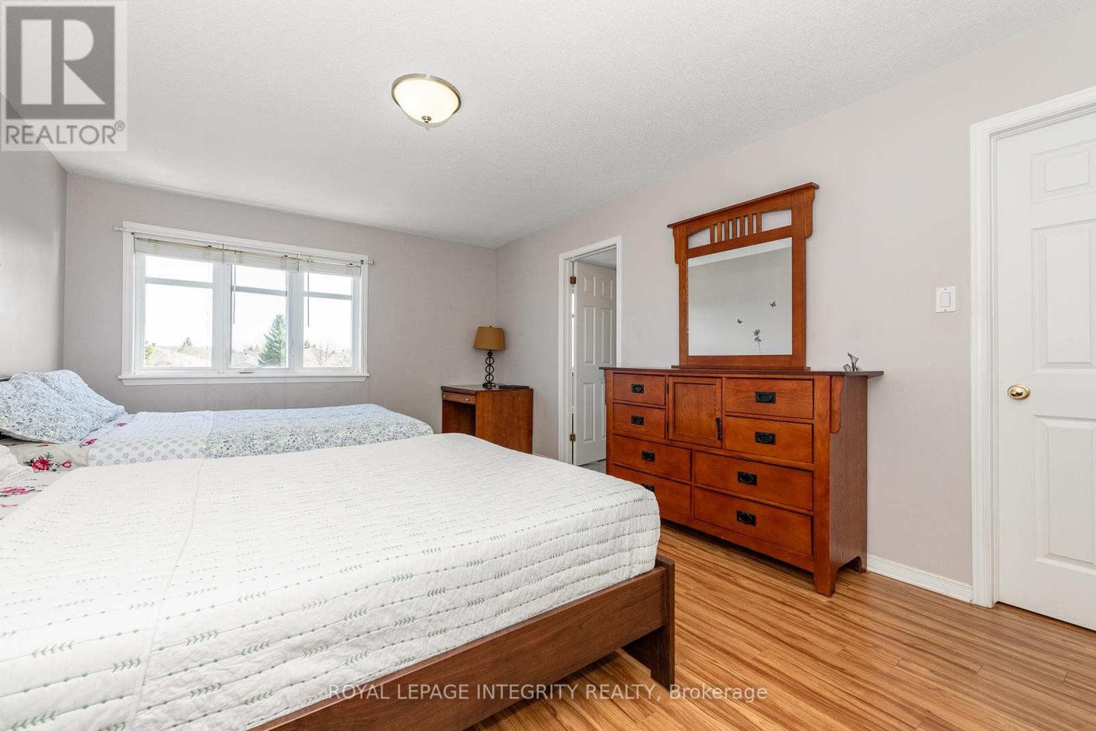 












915 SCHOONER CRESCENT

,
Ottawa,




Ontario
K1V1Y3

