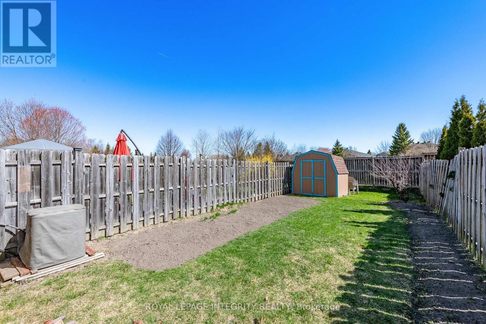 












915 SCHOONER CRESCENT

,
Ottawa,




Ontario
K1V1Y3

